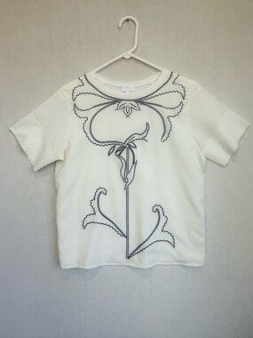 NWT Escada Modal Off-White Short Sleeve Top Floral Embroidery Stitching Sz S